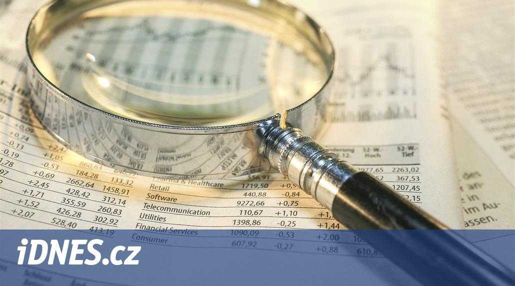 Akcie i fondy klesají. Změňte portfolio, ať nepřijdete o své investice