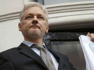 Assange počas pobytu na ekvádorskom veľvyslanectve splodil dve deti