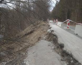 Zosuv poškodil zdroj pitnej vody. V Levoči je mimoriadna situácia