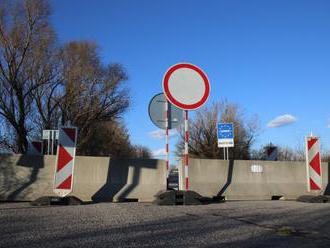 Žena ušla z karantény, pendlovala medzi Rakúskom a SR