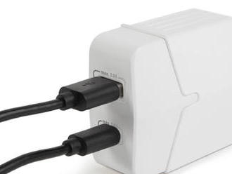 Sieťový adapter USB + Type-C PD18W s rýchlonabíjaním - farba biela.