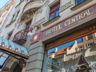 Jedinečný K + K Hotel Central**** v srdci Prahy s raňajkami a vstupom do relax zóny