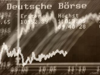 Európske burzy sa vo štvrtok výrazne oslabili