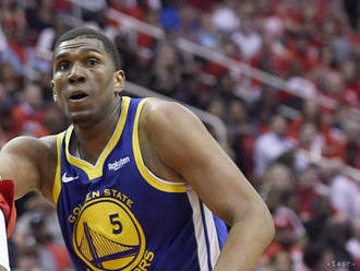 NBA: Looney absolvoval operáciu, mal by stihnúť štart novej sezóny