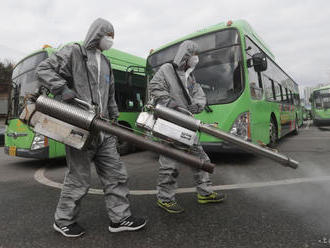 Novým ohniskom šírenia nákazy v Soule sa stala zábavná štvrť