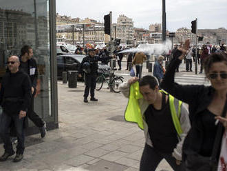 Francúzska polícia zadržala desiatky protestujúcich za práva migrantov