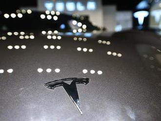 Tesla Autopilot bude možné platit měsíčně formou předplatného