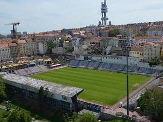 Bez licence? Stadion Žižkova potřebuje miliony