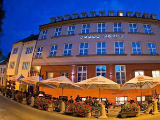 Hotel Grand sa nachádza v samom srdci Trenčína, má výbornú reštauráciu a wellness centrum.