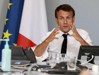 Macron sa snaží získať podporu Holandska pre plán obnovy