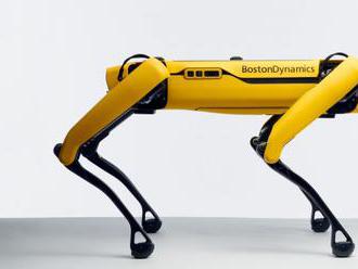 Boston Dynamics nabídnou svého robotického psa veřejnosti v ceně Tesly Modelu S