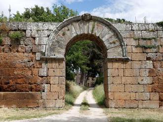 Archeologové odkryli město z dob starého Říma, aniž by kopli do země. Použili radar