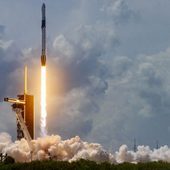 NASA umožní SpaceX pro lety s posádkou recyklovat rakety i lodě