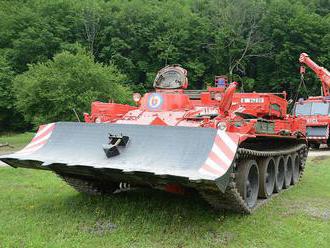 Pichne zažili štyri vlny, do Zubného poslali proti vode tank