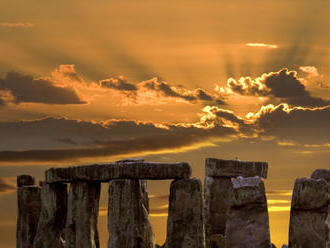 Ohromujúci objav neďaleko Stonehenge: Posvätné miesto vydalo ďalšie tajomstvo