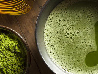 Matcha – japonský mletý zelený čaj vo forme prášku alebo tabletiek.