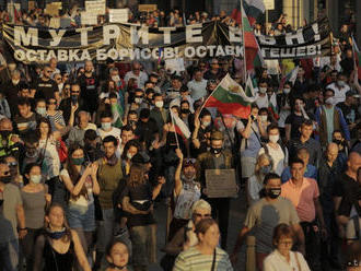 Bulharská vláda i napriek protestom chce odslúžiť celé funkčné obdobie