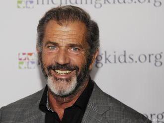 Mel Gibson v apríli ležal v nemocnici s koronavírusom