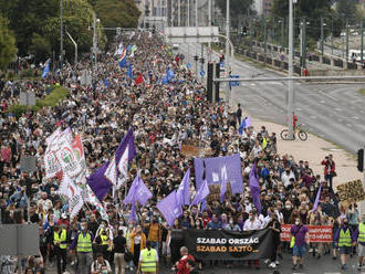 V Budapešti sa demonštrácia za slobodu tlače skončila bez incidentov