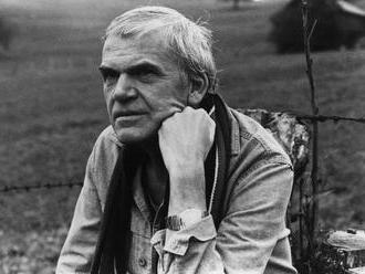 Knihy, kresby, výstřižky. Kundera věnuje svou knihovnu a archiv do Brna