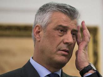 Thaci dorazil do Haagu na vypočúvanie pre obvinenia z vojnových zločinov