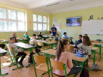 Školský rok sa v Maďarsku začne riadne 1. septembra, oznámil minister