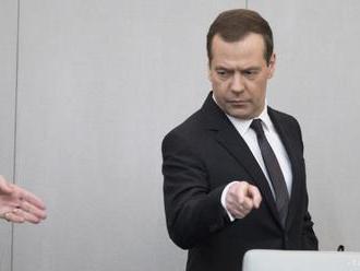 Medvedev: Uhlíková daň EÚ vyjde Ruskú federáciu veľmi draho