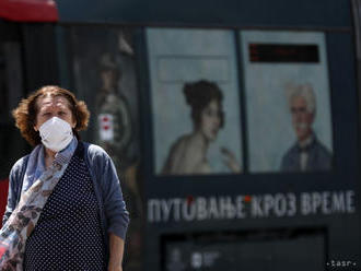 Nosenie rúšok bude od piatka povinné v celom Paríži