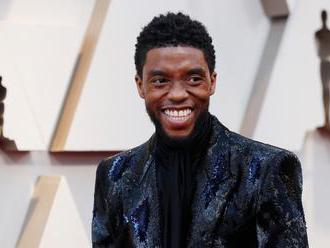 Zemřel herec Chadwick Boseman, známý z filmu Black Panther. Bylo mu 43 let