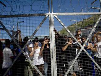 V blízkosti utečeneckého tábora na ostrove Samos vypukol požiar