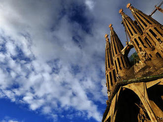 Baziliku Sagrada Família pre pandémiu nedokončia v roku 2026