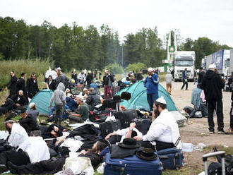 Pútnici, ktorým Ukrajina zamietla vstup, začali opúšťať pohraničie