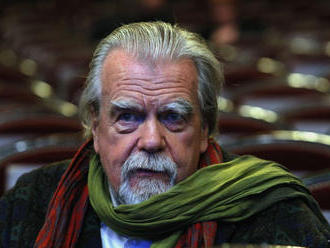 Zomrel herec Michael Lonsdale, známy z filmu Meno ruže