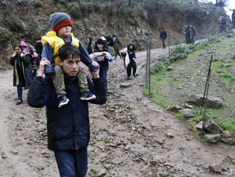 Francúzske bezpečnostné zložky zlikvidovali utečenecký tábor v Calais