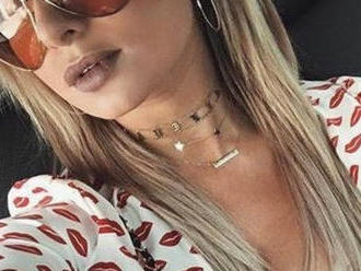 Influencerka sa nakazila KORONAVÍRUSOM! Za totálne nezodpovedné správanie ju zniesli pod čiernu zem