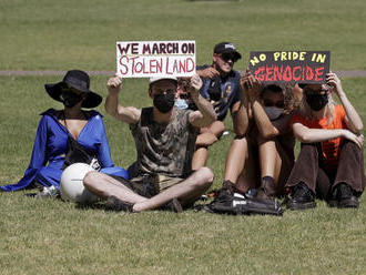 Tisícky ľudí protestovali proti oslavám Dňa Austrálie