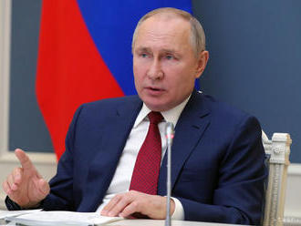 Putin: Koronavírusová pandémia je hrozbou pre globálnu stabilitu