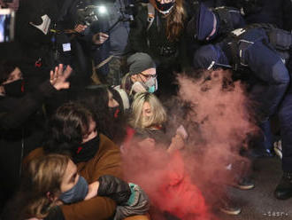 Protesty proti sprísneniu interrupcií v Poľsku sa konali už tretí deň