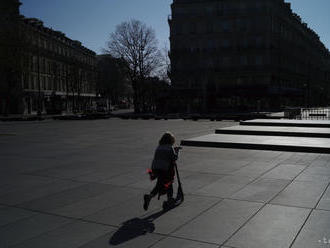 Škandál s prídavkami na deti ohrozuje budúcnosť holandskej vlády