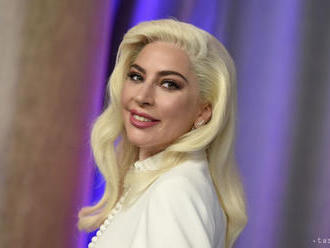 Lady Gaga zaspieva na inaugurácii Bidena štátnu hymnu