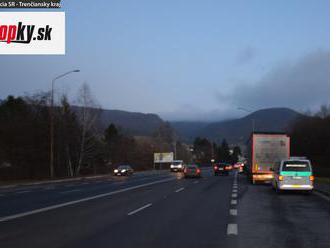 FOTO Polícia hľadá svedkov dopravnej nehody medzi Jalovcom a Ráztočnom