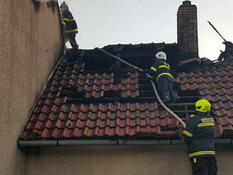 Požár stodoly v obci Předmíř způsobil škodu za 1,5 milionu korun