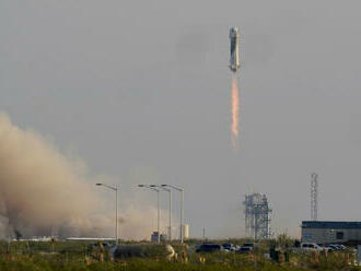 Štart rakety Blue Origin odložili o jeden deň