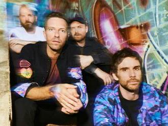 Trdlování ve vesmíru. Coldplay se na novém albu vystřelili až příliš vysoko