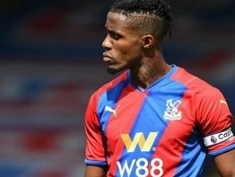 Zaha čelil po výhre nad Manchester City na Instagrame rasistickým útokom, dostal nechutné správy