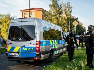 Školák v Česku zranil spolužiakov nožom, prípad rieši polícia