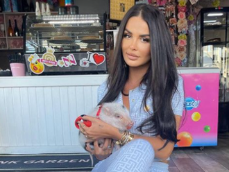 Sila! Plačkovej sa po zatknutí darí, influencerka si môže mädliť ruky