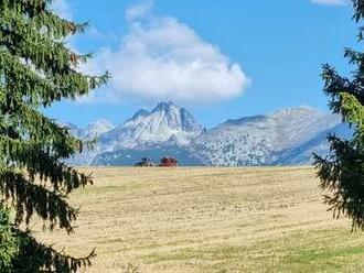 Fico ide proti farmárom. Navrhol zoštátňovať pozemky