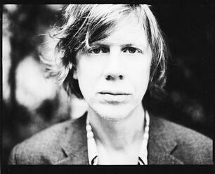 Thurston Moore, zakladateľ Sonic Youth, vystúpi v Bratislave