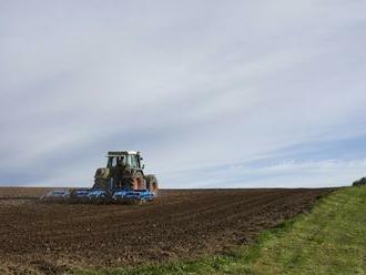 Evropa v datech: Satelitní data v zemědělství zvyšují produkci a šetří náklady o desítky procent. Využívat je už umí 97 % nových traktorů vyrobených v EU